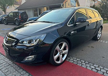 Opel Astra J Sports Tourer Sport Navi AHK Automatik