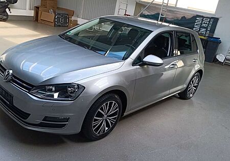 VW Golf Volkswagen VII Lim. "ALLSTAR" Mod. 2017 abnb. AHK ACC
