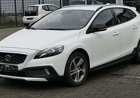 Volvo V40 40 Cross Country R-Cam/Xenon/AHK/8xRäder/MFL
