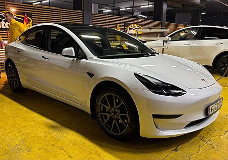 Tesla Model 3 RWD Hinterradantrieb