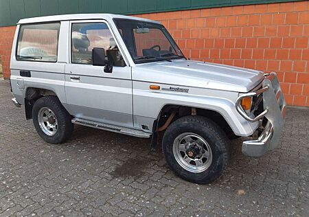 Toyota Land Cruiser LJ 70 - 2,4 TD - sehr gesund