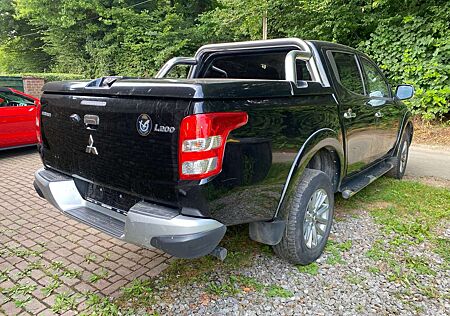 Mitsubishi L200 Pick Up 4x4 Autm. Double Cab Plus