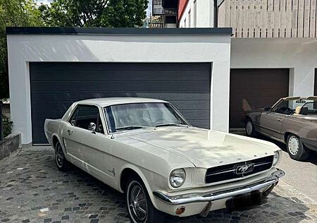 Ford Mustang Oldtimer