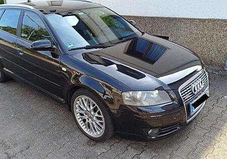 Audi A3 Sportback 3.2 quattro (DSG)