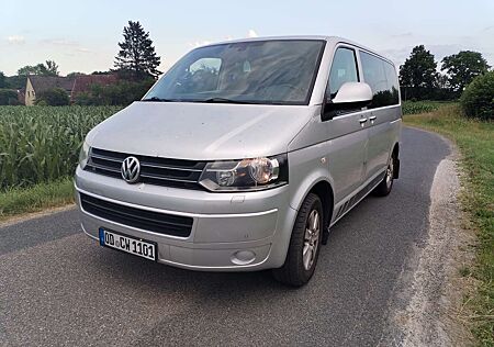 VW T5 Multivan Volkswagen Transporter T5 TDI DSG Highline