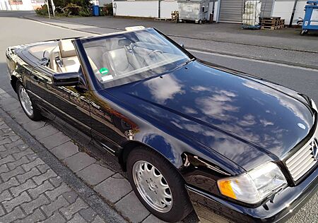 Mercedes-Benz SL 320