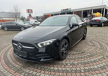 Mercedes-Benz A 250 e Lim. AMG-Line Teilleder,Navi,LED,PDC,SHZ