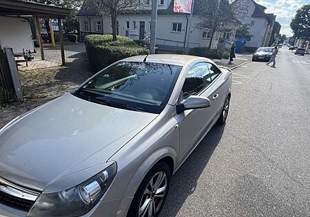 Opel Astra Twin Top 1.6 Edition