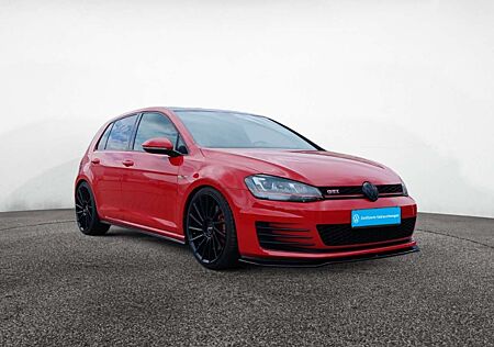 VW Golf Volkswagen VII GTI 2.0 TSI Performance Panorama AHK