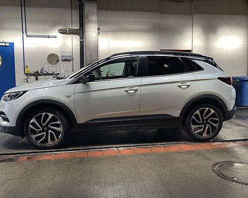 Opel Grandland X 1.2 Start/Stop Automatik Color Line