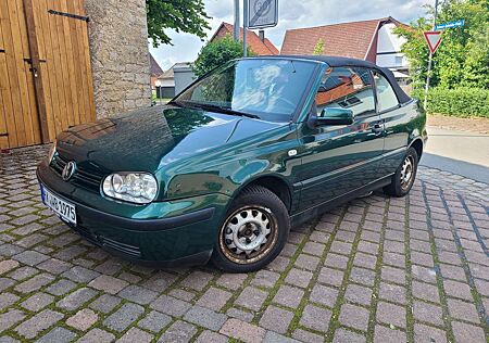 VW Golf Cabriolet Volkswagen Cabrio 2.0 Highline