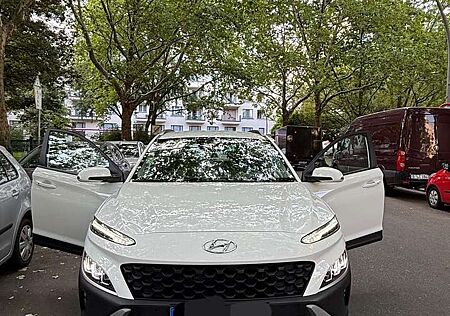 Hyundai Kona 1.6 GDI DCT Hybrid Trend