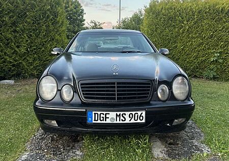 Mercedes-Benz CLK 230 Coupe Kompressor Elegance