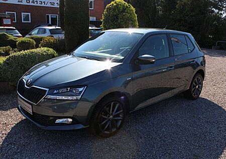 Skoda Fabia 1.0 TSI Soleil *Klimatr,Sitzhzg,PDC,Alu,ACC,LED*