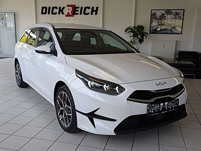 Kia Ceed SW / cee'd SW 1.5 DCT Spirit LED JBL Cam 7J