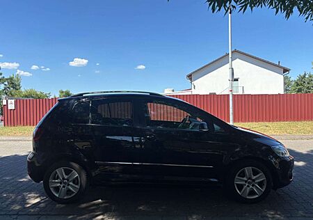 VW Golf Volkswagen Plus VI 1.6 TDI Team PDC*KLIMA*AHK*SiHZ*