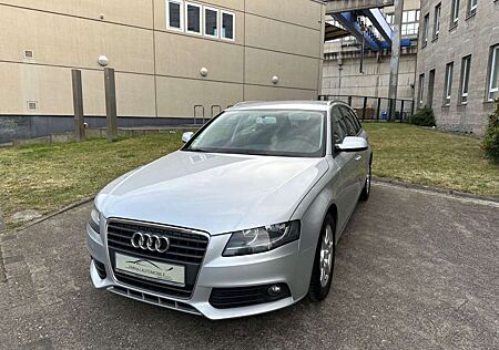 Audi A4 Avant Attraction 2.0 TDI Automatik Navi AHK