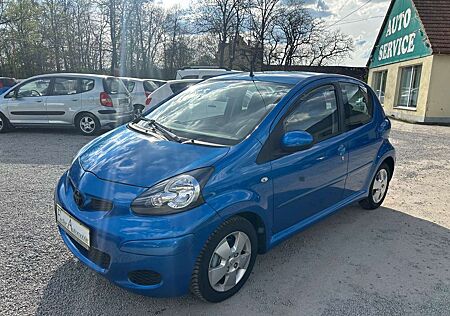 Toyota Others Aygo (X) 1,0 Blue / Klima / Tüv 02.27 / 5-türig