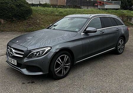 Mercedes-Benz C 250 d 4Matic T 9G-TRONIC