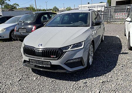 Skoda Octavia COMBI 2.0TDi RS 4x4 MATRIX/ACC/HuD/KAM.