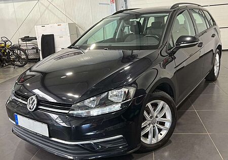 VW Golf Volkswagen VII 1.6 TDi Variant Automatik **Navi*SHZ**