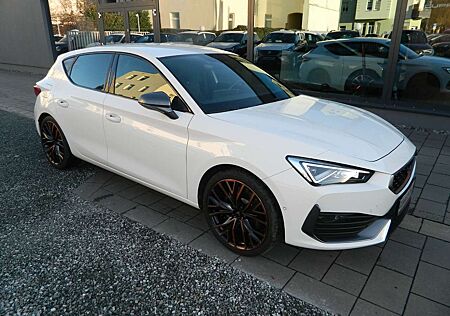 Cupra Leon 2.0 TSI DSG BEATS/Sitzheiz/Copper19"/Parklenkassis