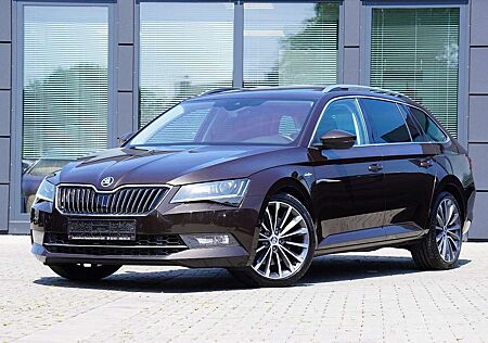 Skoda Superb Combi L&K 4x4 *MIT 2 JAHREN GARANTIE*