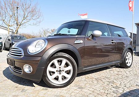 Mini Cooper Clubman 1.6 PANO/KLIMA/ TÜV NEU