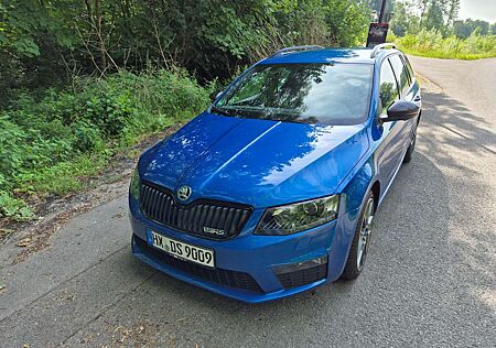 Skoda Octavia Combi 2.0 TDI (Green tec) DSG RS