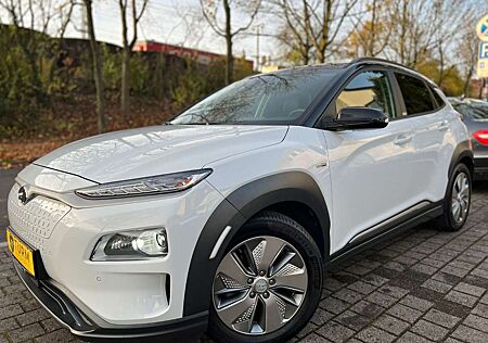 Hyundai Kona Premium Elektro 64kWh SOH 100%|Wärmep.|11KW