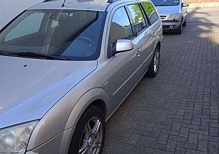 Ford Mondeo 1.8 Turnier Ghia X