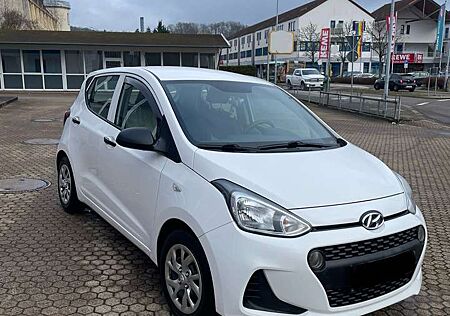 Hyundai i10 1.0 Intro Edition
