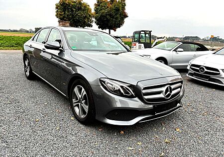 Mercedes-Benz E 200 Avantgarde/ Kamera/ Ambiente/ Sitz.Hz./ AppleCar
