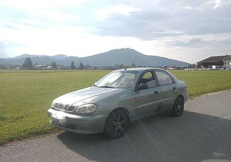 Daewoo Lanos