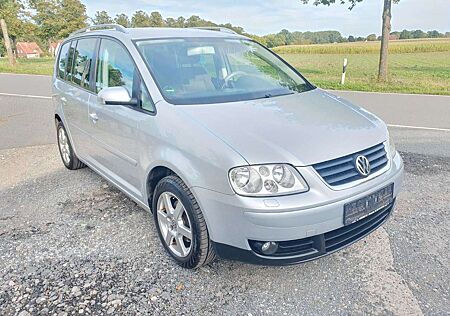 VW Touran Volkswagen Highline,Klima, Automatik, TÜV neu