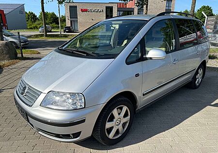 VW Sharan Volkswagen 1.9 TDI Highline 4Motion Leder 6-Sitze