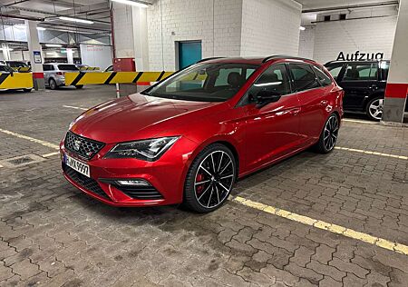 Seat Leon ST 2.0 TSI DSG Cupra 300 DCC/ACC/PANO/1Hand/LED