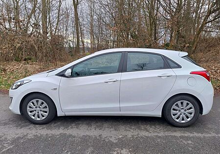 Hyundai i30 blue 1.4 Classic