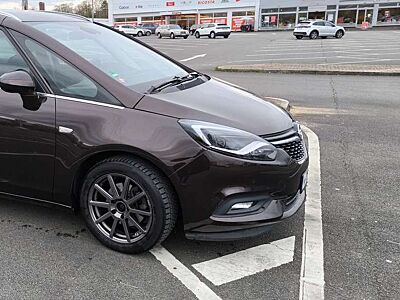 Opel Zafira Tourer Zafira Tourer 1.4 Turbo Innovation - 7-Sitzer, top gepflegt, viele Extras!