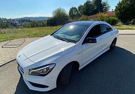 Mercedes-Benz CLA 200 UrbanStyle Edition (117.343)