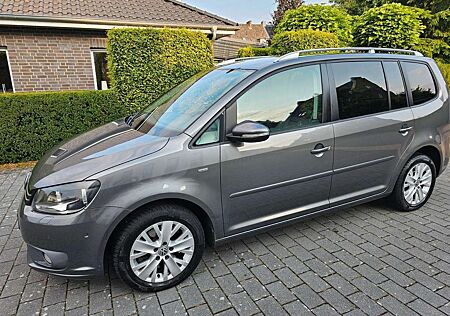 VW Touran Volkswagen 2.0 TDI Style