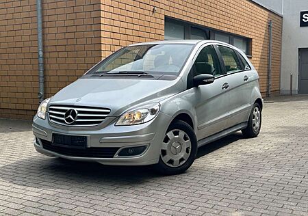 Mercedes-Benz B 170 /122TKM/AUTOMATIK/KLIMA/MULTIFUNKTIONSLENKR