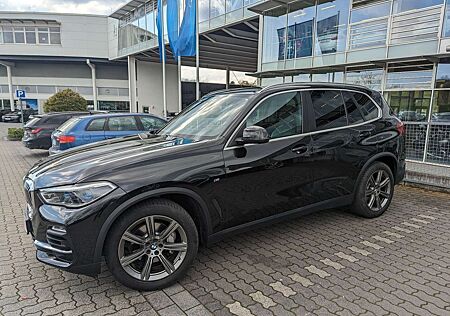 BMW X5 xDrive30d DisplayKey 4-Klima Soft-CLose Integral