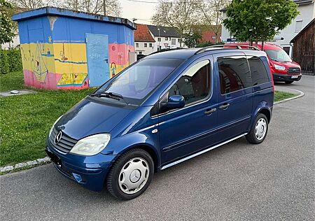 Mercedes-Benz Vaneo 1.9 (414.700)