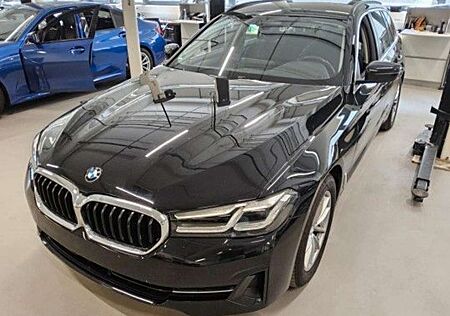 BMW 520 5 Touring d *FACELIFT*AHK*BUSINESS*MATRIX*KA