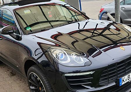 Porsche Macan S Diesel PDK incl.Sommer und Winterreifen