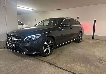 Mercedes-Benz C 220 d T 9G-TRONIC Avantgarde/Pano/Dist.+/Comand/Kamera