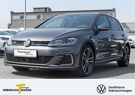 VW Golf GTE Volkswagen GTE DSG NAVI ACC ST.HEIZ
