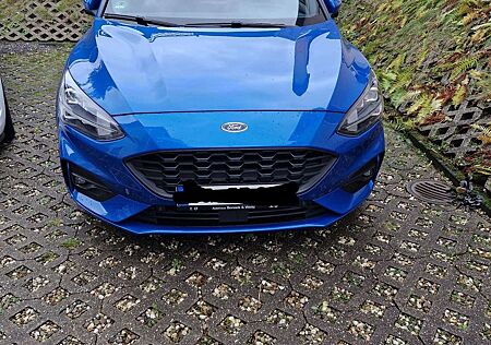 Ford Focus Turnier 1.5 EcoBlue Start-Stopp-System ST-LINE X