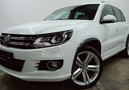VW Tiguan Volkswagen 2.0TDI BMT R-Line 4M DSG 140